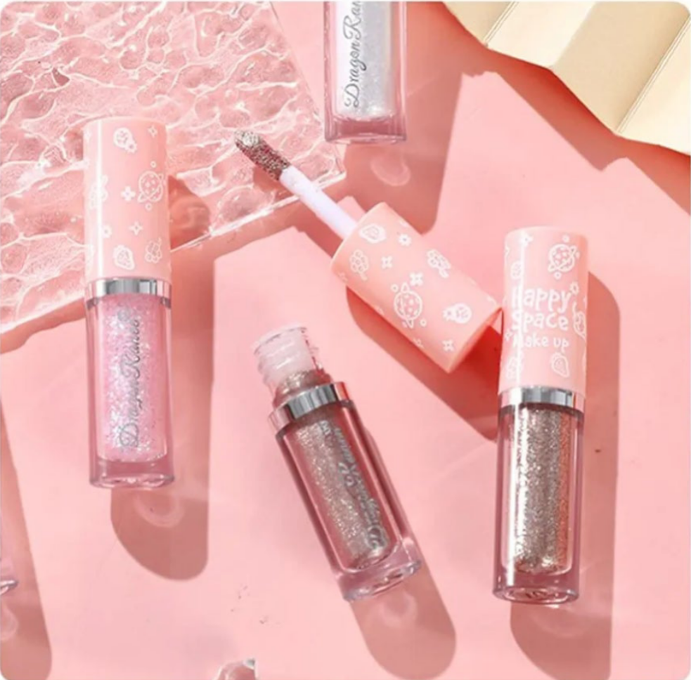 Sombras de ojos con brillo de larga duración
