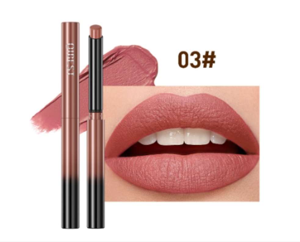 Lápiz labial mate de larga duración