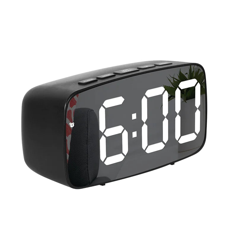 Reloj despertador LED