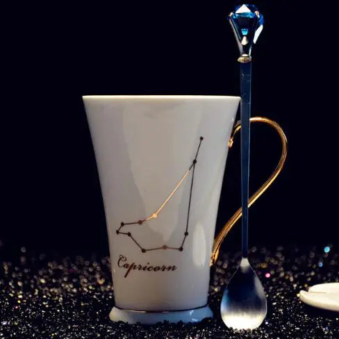 Vaso de cerámica del signo zodiacal