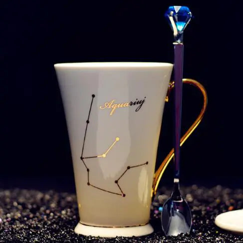 Vaso de cerámica del signo zodiacal