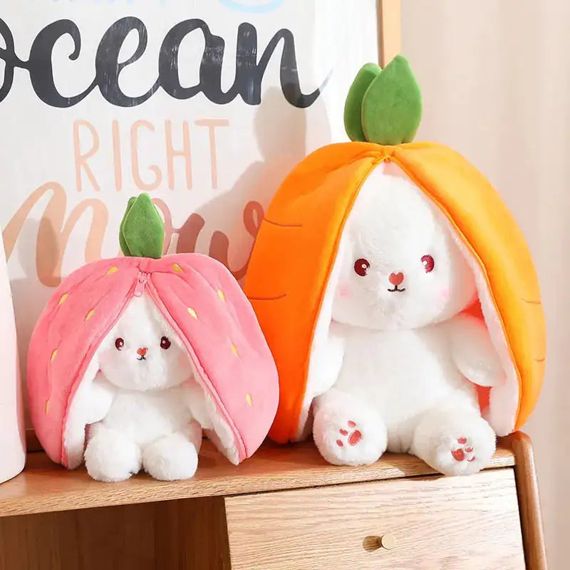 Peluche de conejo de zanahoria y fresa