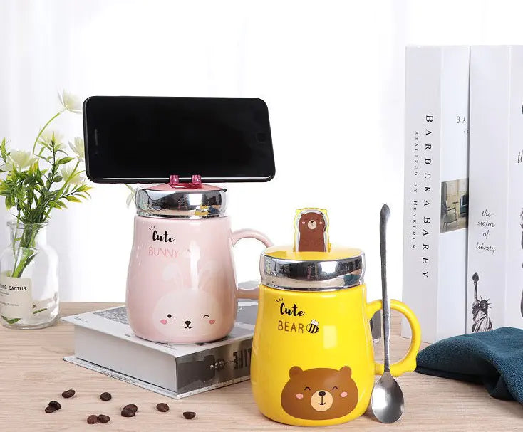 Taza de cerámica con tapa