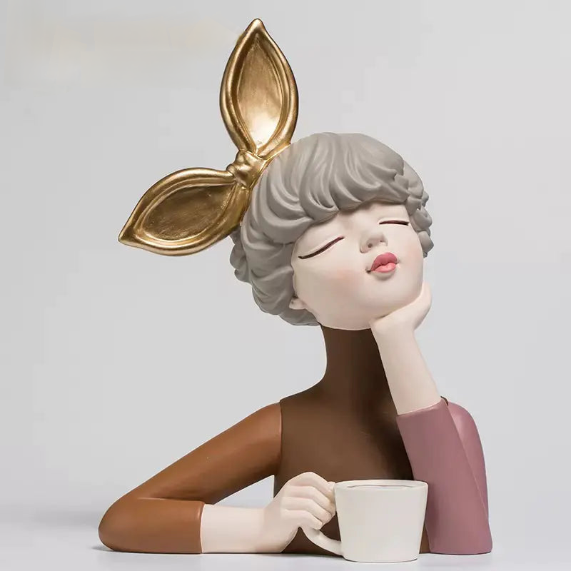 Figura decorativa y almacenamiento