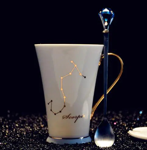 Vaso de cerámica del signo zodiacal