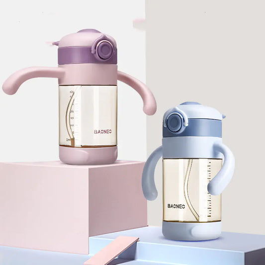 Vaso con pajita para niños